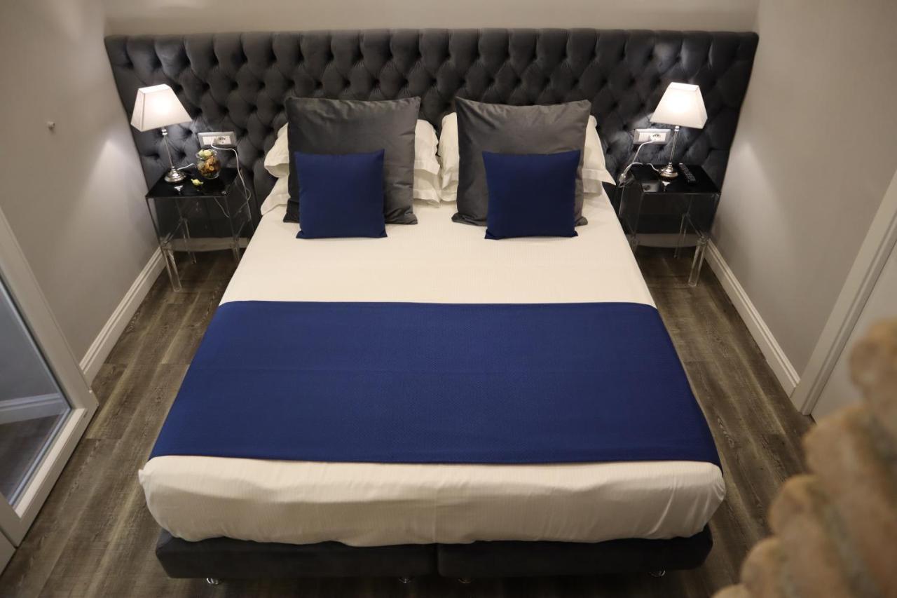 Millina Suites In Navona Roma Exterior foto